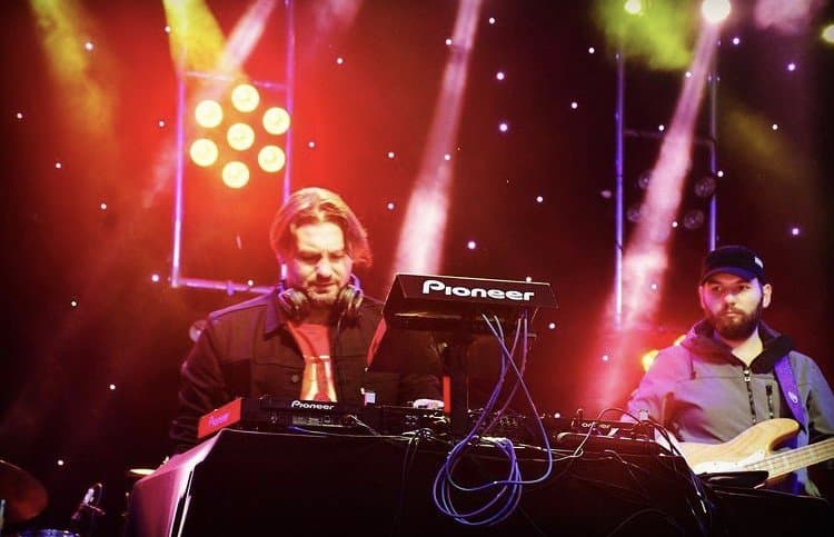 Dj U. — çalışma 5
