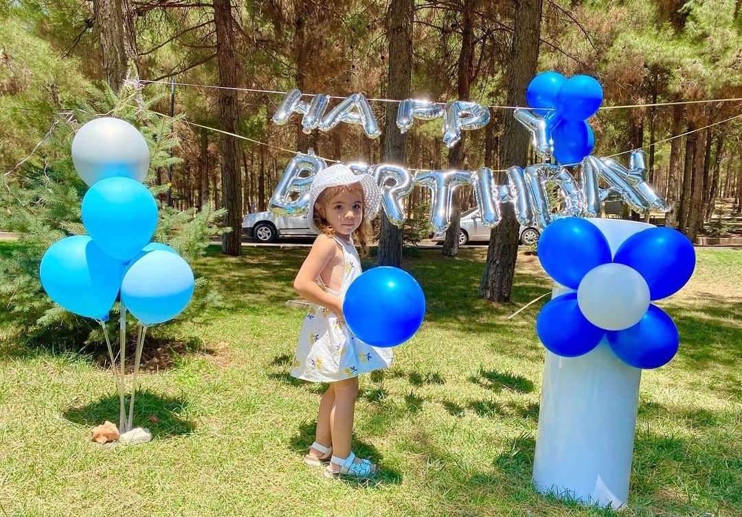 Happy E. — çalışma 2