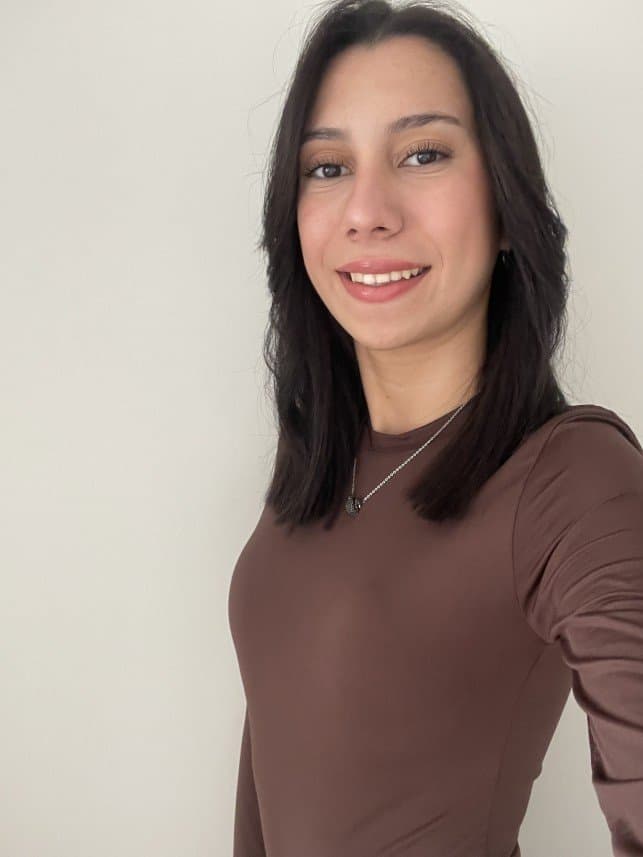 Nida Z. — çalışma 1