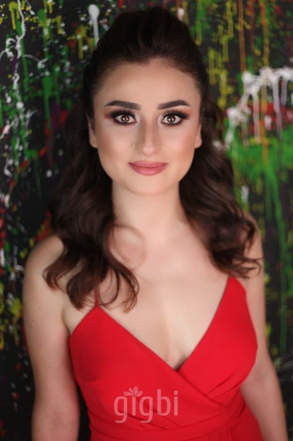 Salon Y. — çalışma 1