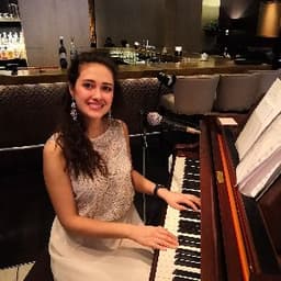 Adelya profil fotoğrafı