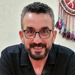 Akın Y. profil fotoğrafı