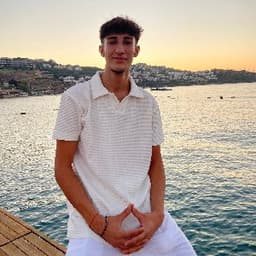 Arda G. profil fotoğrafı