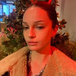 Arzu T. profil fotoğrafı