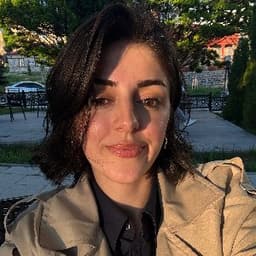 Aslı Ç. profil fotoğrafı