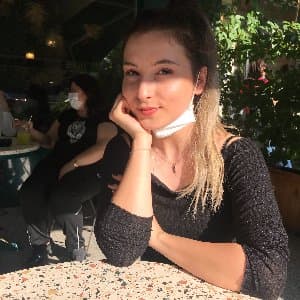 Aybüke M. profil fotoğrafı