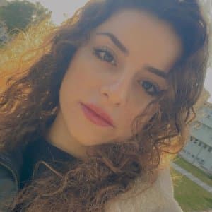 Ayşe A. profil fotoğrafı