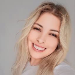 Ayse B. profil fotoğrafı