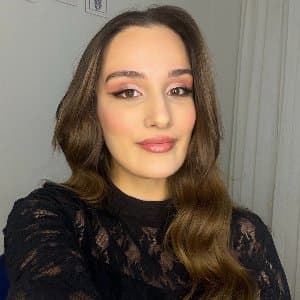 Ayşe Y. profil fotoğrafı