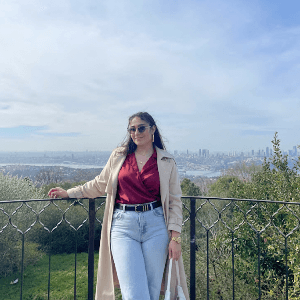 Ayşe Y. profil fotoğrafı