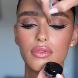 Ayşegül A. profil fotoğrafı