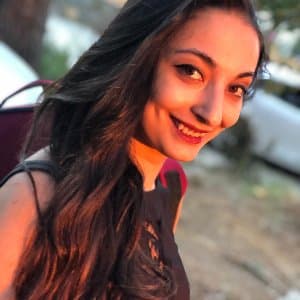 Ayşenur E. profil fotoğrafı