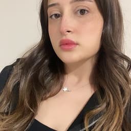 Ayşenur H. profil fotoğrafı
