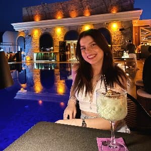 Azra K. profil fotoğrafı