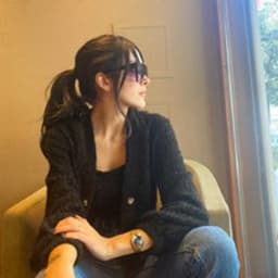 B. A. profil fotoğrafı