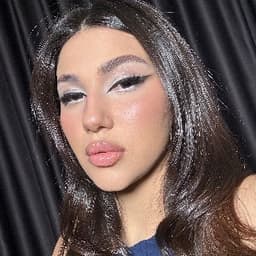 Büşra A. profil fotoğrafı