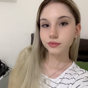 Büşra R. profil fotoğrafı