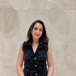 Büşra R. profil fotoğrafı