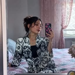 Damla B. profil fotoğrafı