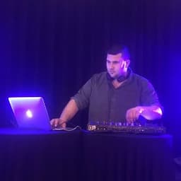 DJ A. profil fotoğrafı