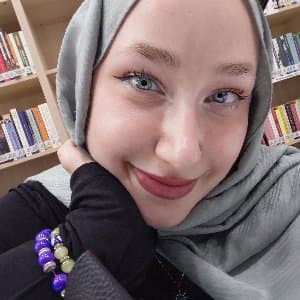 Ebrar İ. profil fotoğrafı