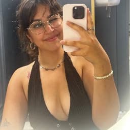Ece Ö. profil fotoğrafı