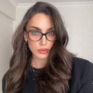 Ece Ü. profil fotoğrafı