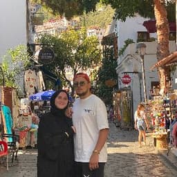 Ecem A. profil fotoğrafı
