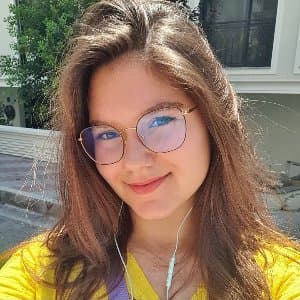 Ela Ö. profil fotoğrafı