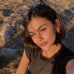 Elif B. profil fotoğrafı