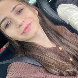 Elif E. profil fotoğrafı