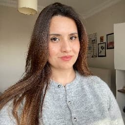 Elif İ. profil fotoğrafı