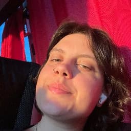 Eliza G. profil fotoğrafı