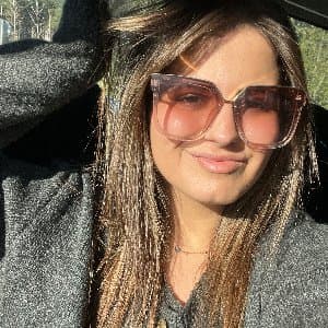 Emine F. profil fotoğrafı