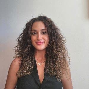 Emine K. profil fotoğrafı