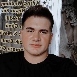 Emirhan A. profil fotoğrafı