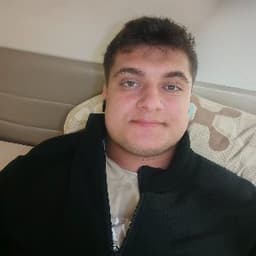 Emirhan Y. profil fotoğrafı