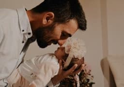 Erlina F. profil fotoğrafı