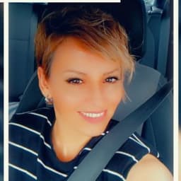 Esin K. profil fotoğrafı