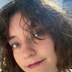 Esra B. profil fotoğrafı