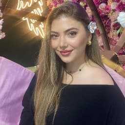 Esra A. profil fotoğrafı