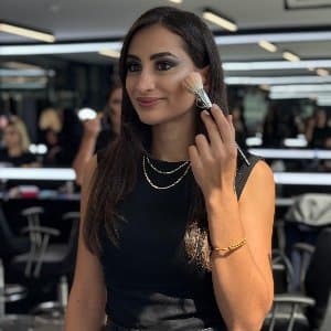 Esra K. profil fotoğrafı