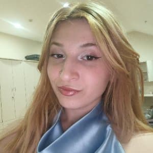 Esra K. profil fotoğrafı
