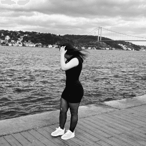 Esra Ö. profil fotoğrafı