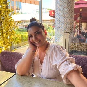 Esra E. profil fotoğrafı
