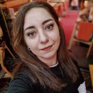Esra Y. profil fotoğrafı
