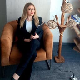 Farah S. profil fotoğrafı