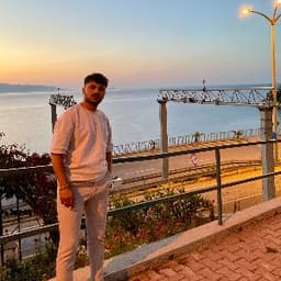 Halil Ö. profil fotoğrafı