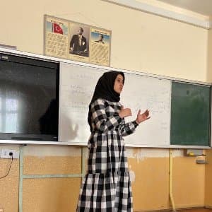 Hanife E. profil fotoğrafı