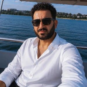 Hikmet N. profil fotoğrafı